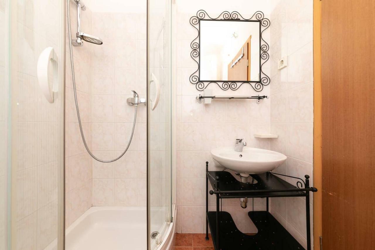 Studio Apartment ヴルサル エクステリア 写真